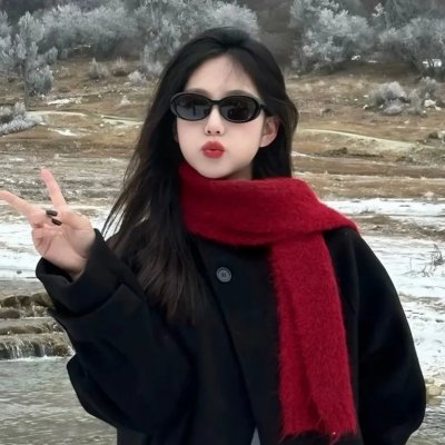 父子联手踏上未知旅程